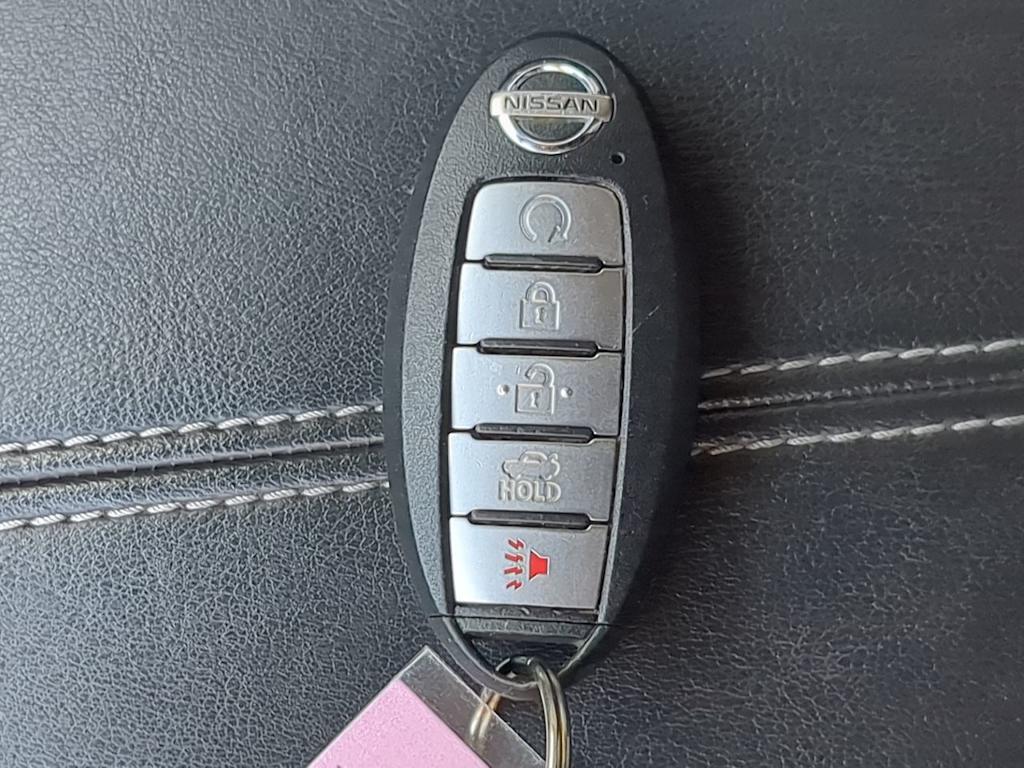 Thumbnail: 2021 Nissan Sentra - 17