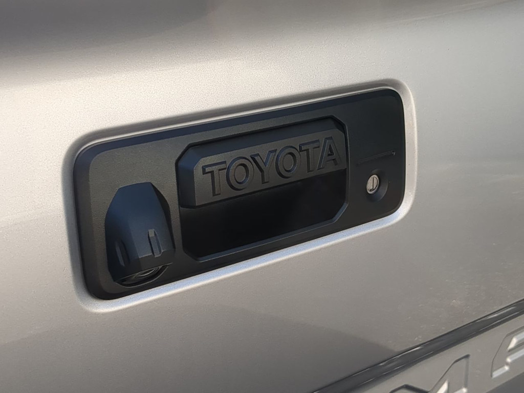 Thumbnail: 2021 Toyota Tacoma - 5