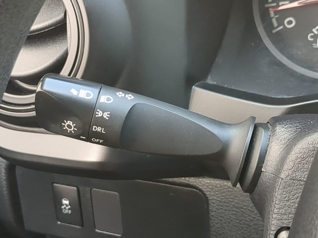 Thumbnail: 2021 Toyota Tacoma - 29