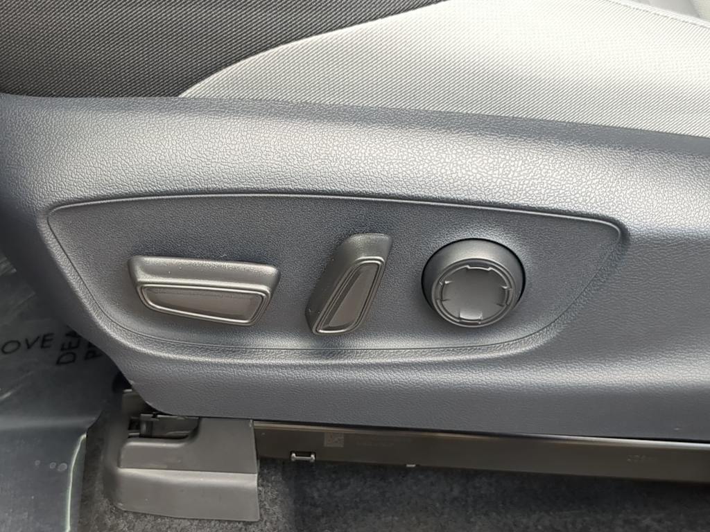 Thumbnail: 2025 Toyota Tacoma - 26