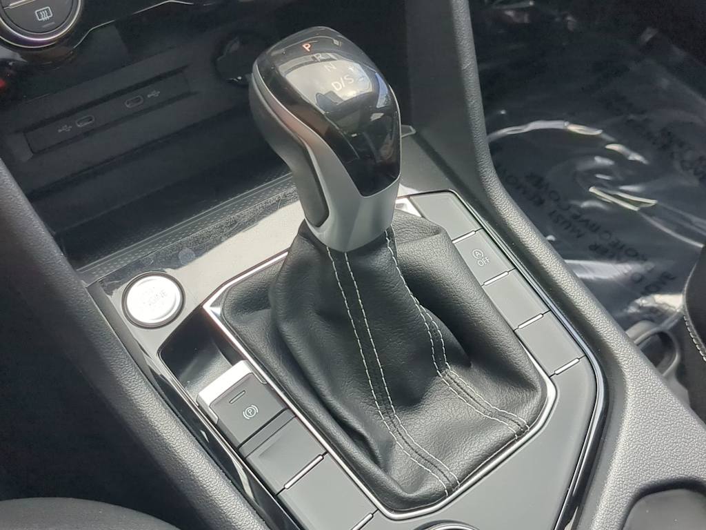 Thumbnail: 2023 Volkswagen Taos - 15