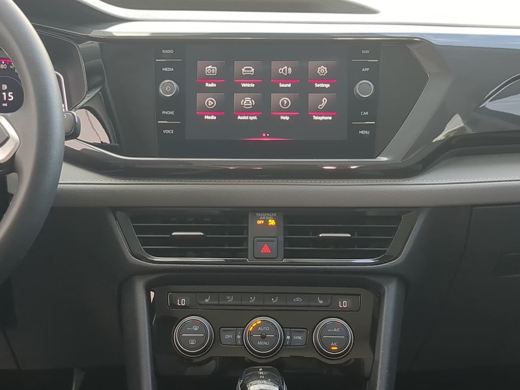 Thumbnail: 2023 Volkswagen Taos - 14