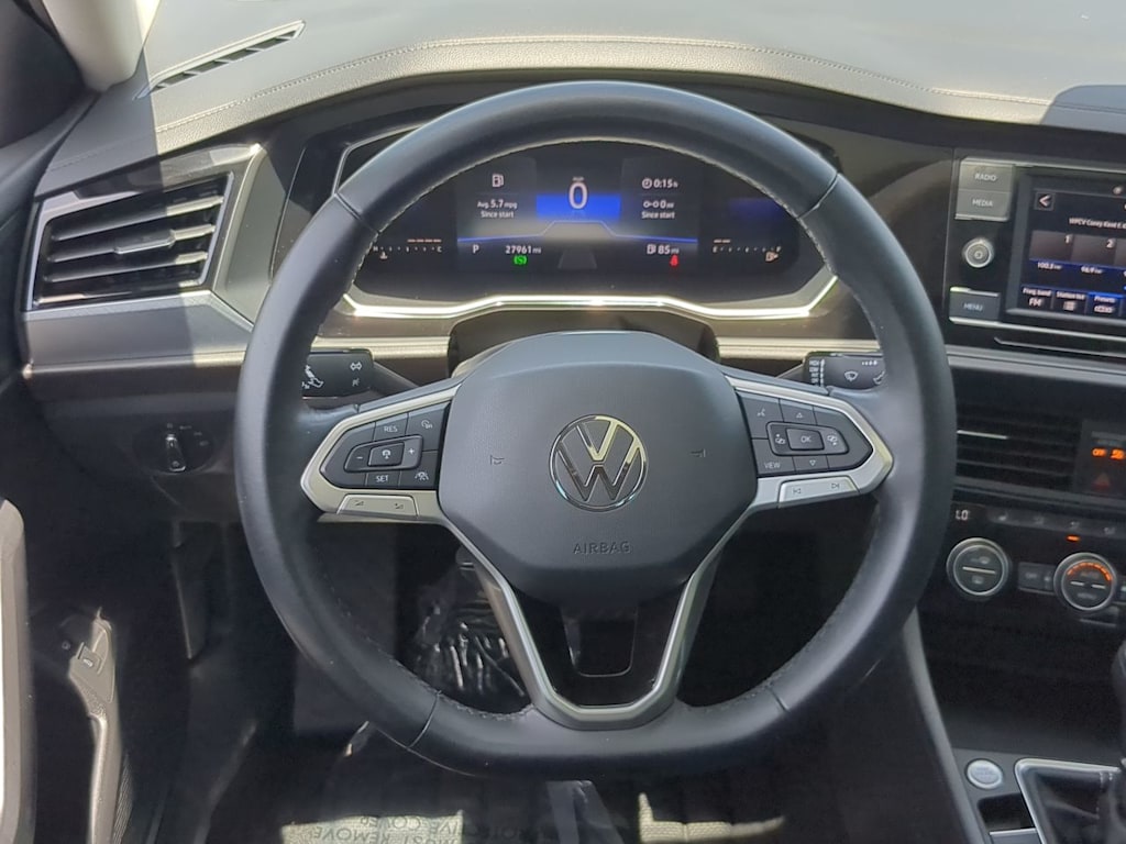 Thumbnail: 2022 Volkswagen Jetta - 13