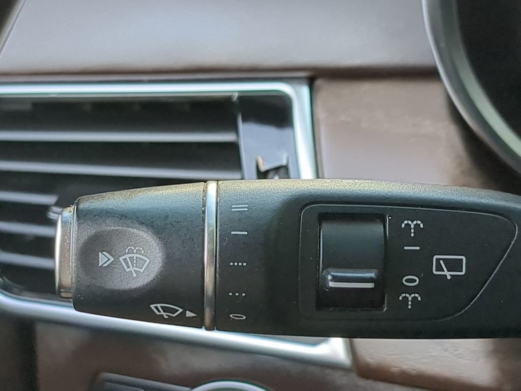 Thumbnail: 2017 Mercedes-Benz GLS - 31