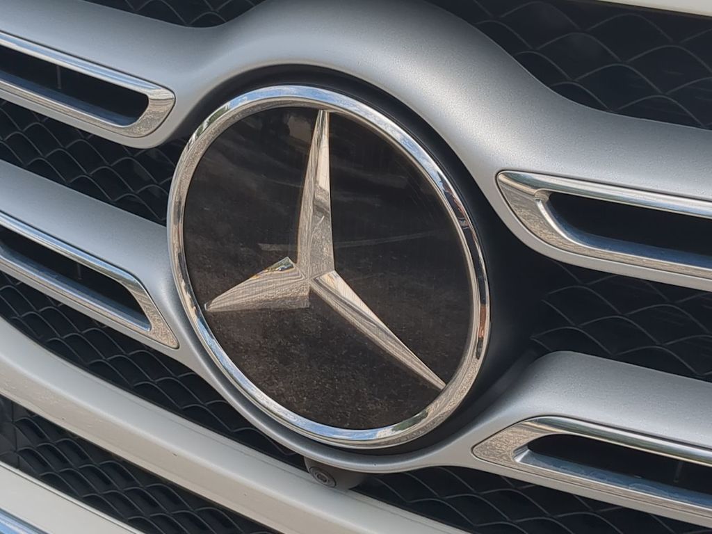 Thumbnail: 2022 Mercedes-Benz GLE - 4