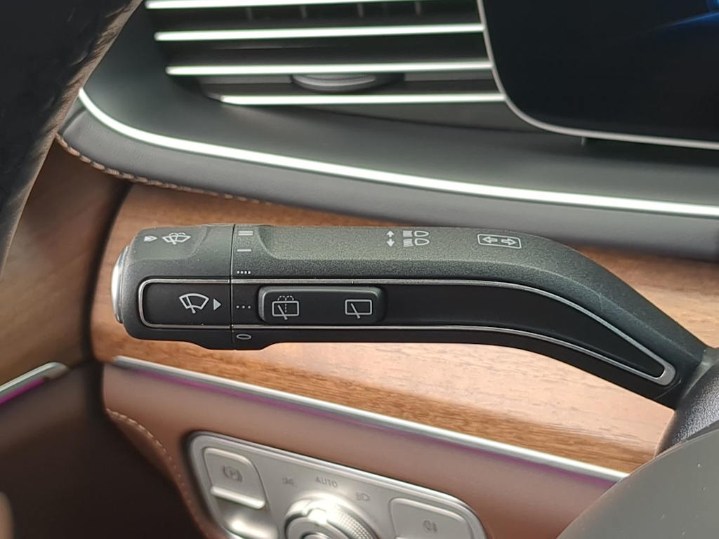 Thumbnail: 2024 Mercedes-Benz GLE - 32