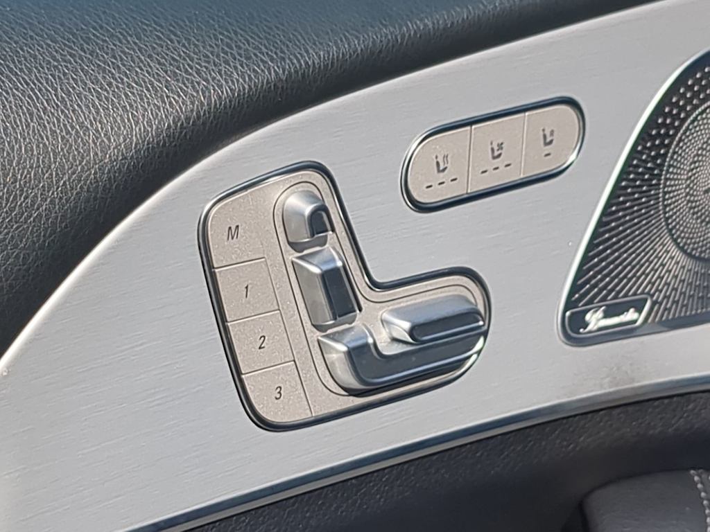 Thumbnail: 2020 Mercedes-Benz GLE - 25