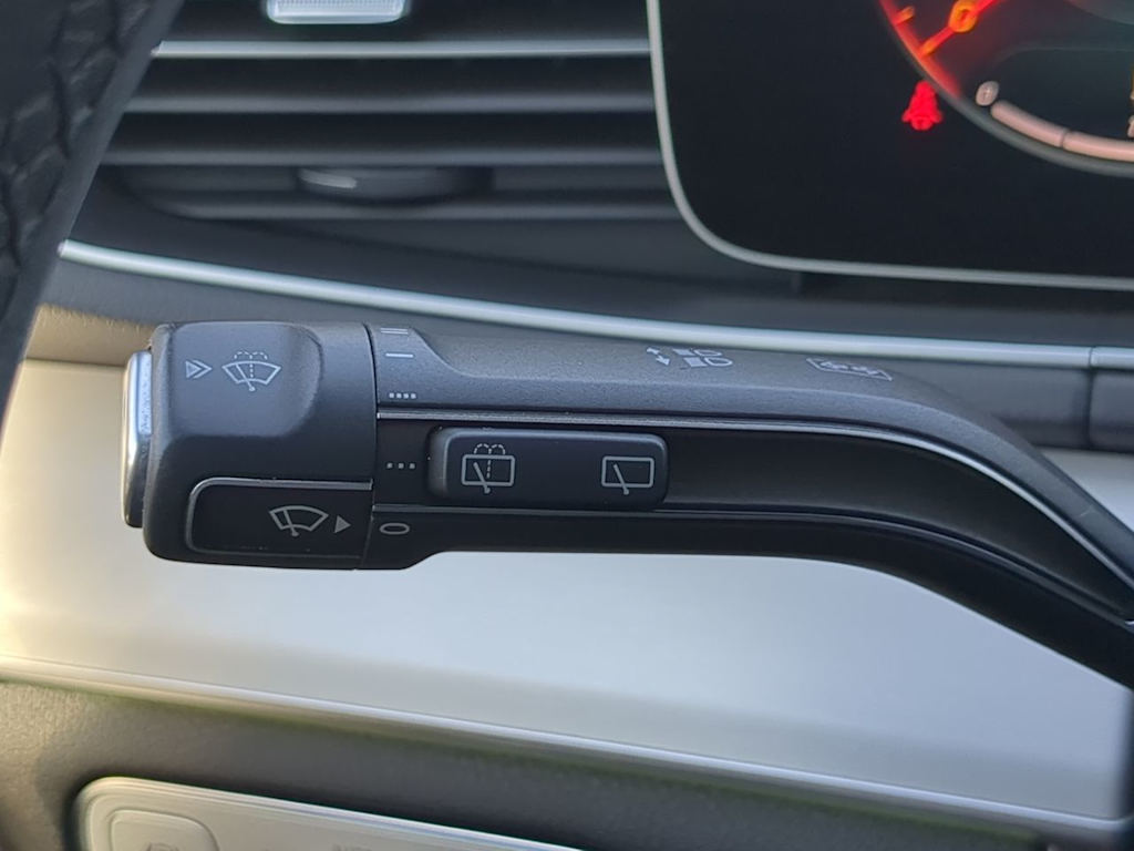 Thumbnail: 2020 Mercedes-Benz GLE - 32