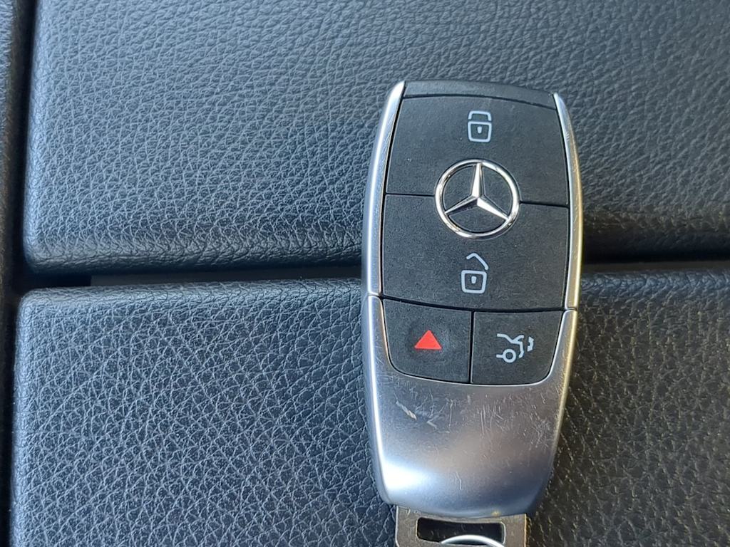 Thumbnail: 2020 Mercedes-Benz GLE - 17