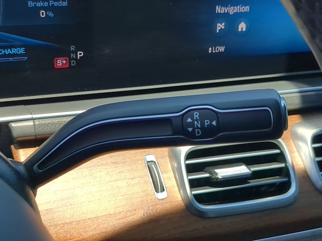 Thumbnail: 2025 Mercedes-Benz GLE - 36