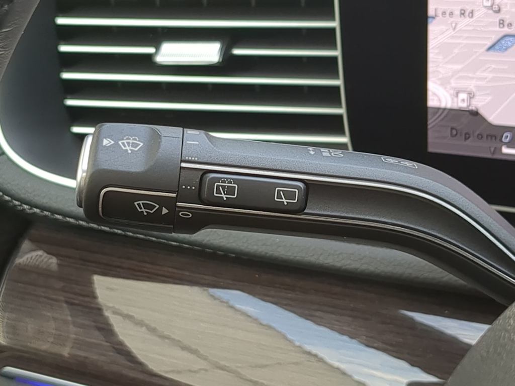 Thumbnail: 2024 Mercedes-Benz GLS - 16