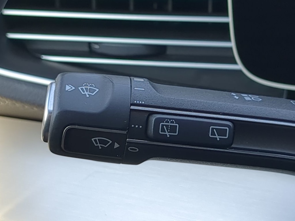 Thumbnail: 2025 Mercedes-Benz GLS - 31