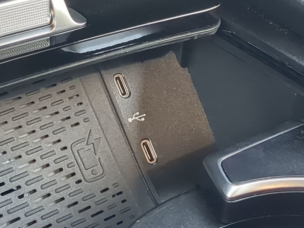 Thumbnail: 2025 Mercedes-Benz GLS - 36