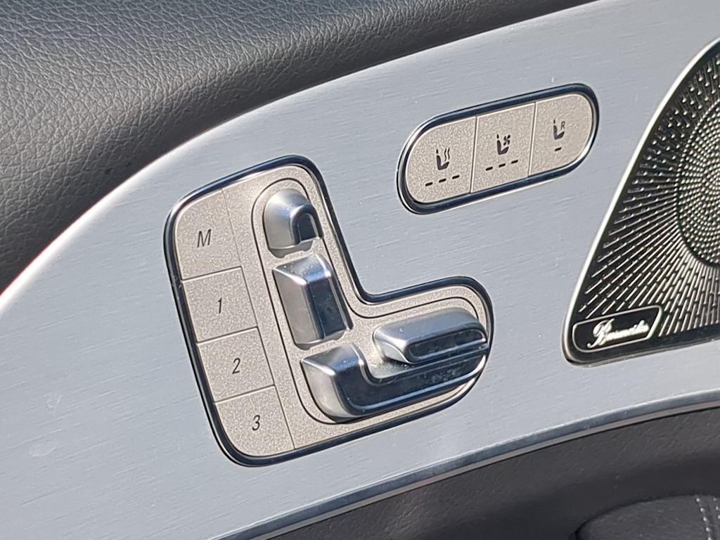 Thumbnail: 2025 Mercedes-Benz GLS - 24