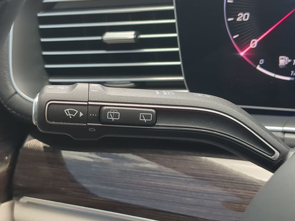 Thumbnail: 2024 Mercedes-Benz GLS - 16