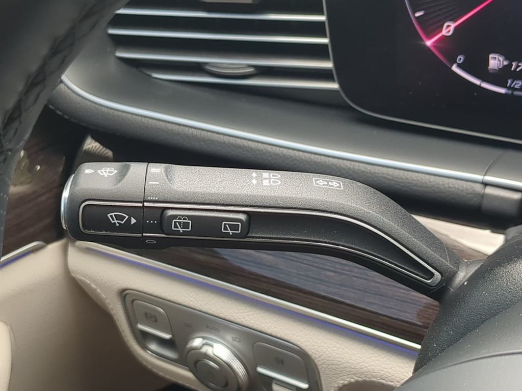 Thumbnail: 2024 Mercedes-Benz GLS - 32