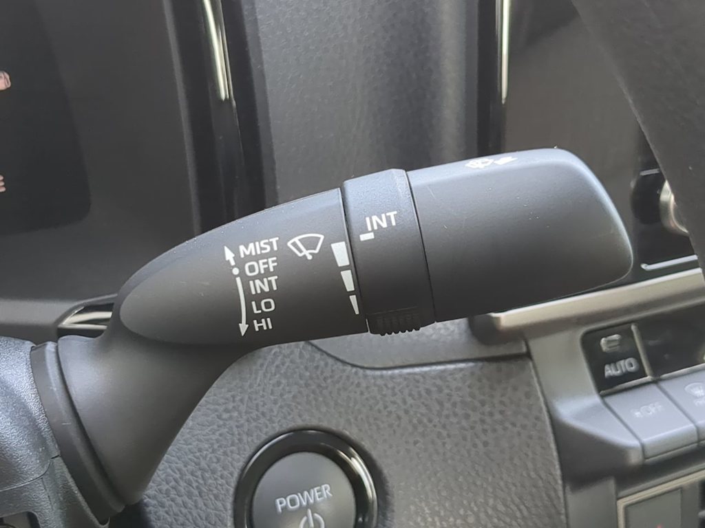 Thumbnail: 2025 Toyota Camry - 15