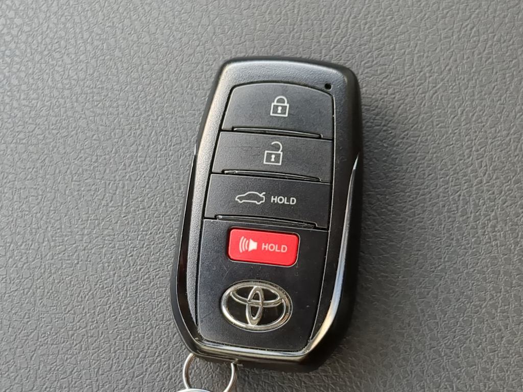 Thumbnail: 2025 Toyota Camry - 18