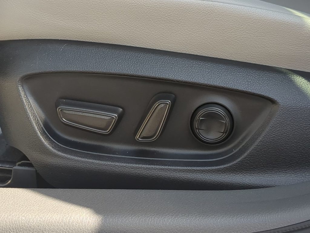 Thumbnail: 2024 Toyota Camry - 25