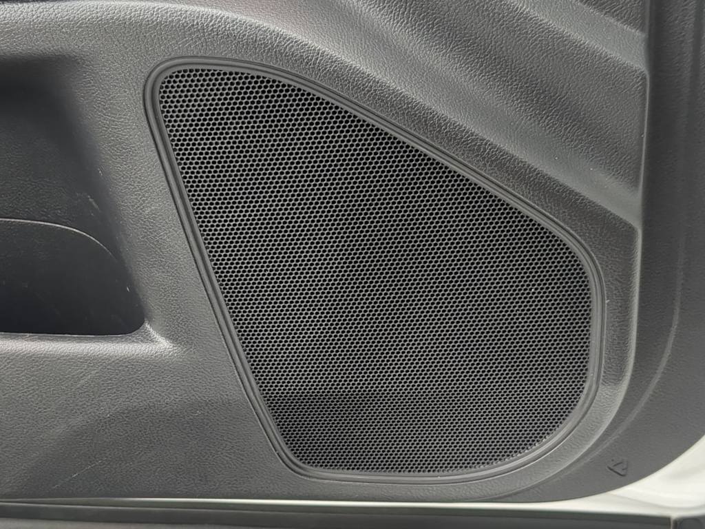 Thumbnail: 2022 Lexus ES - 31