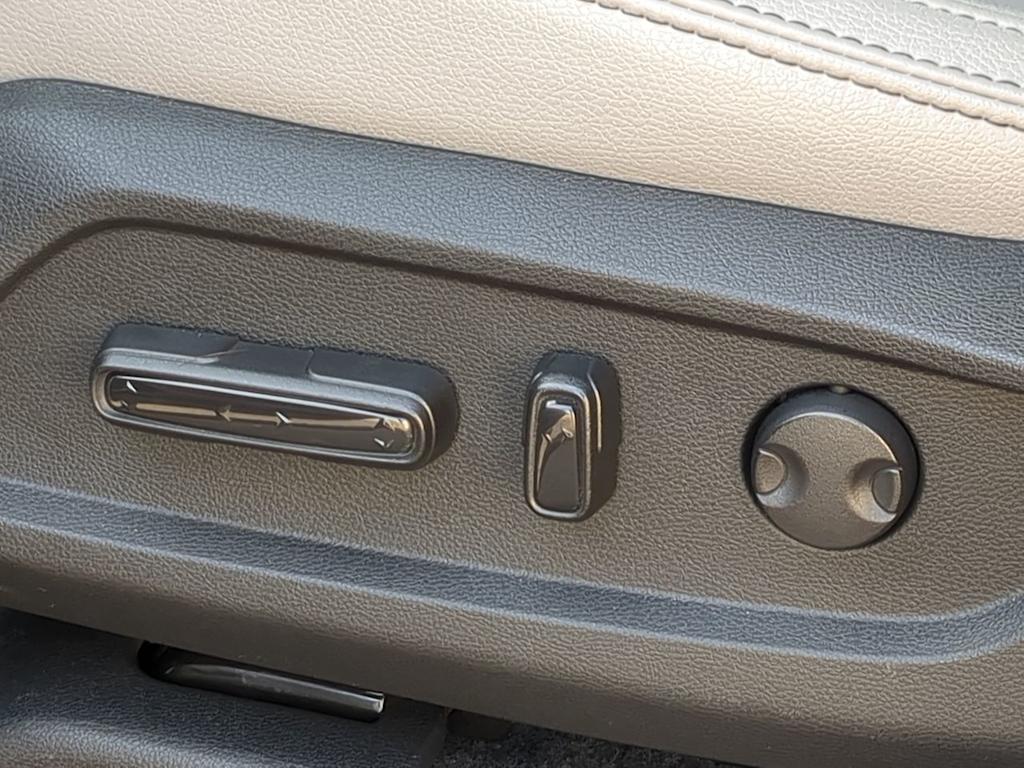 Thumbnail: 2024 Honda Pilot - 25