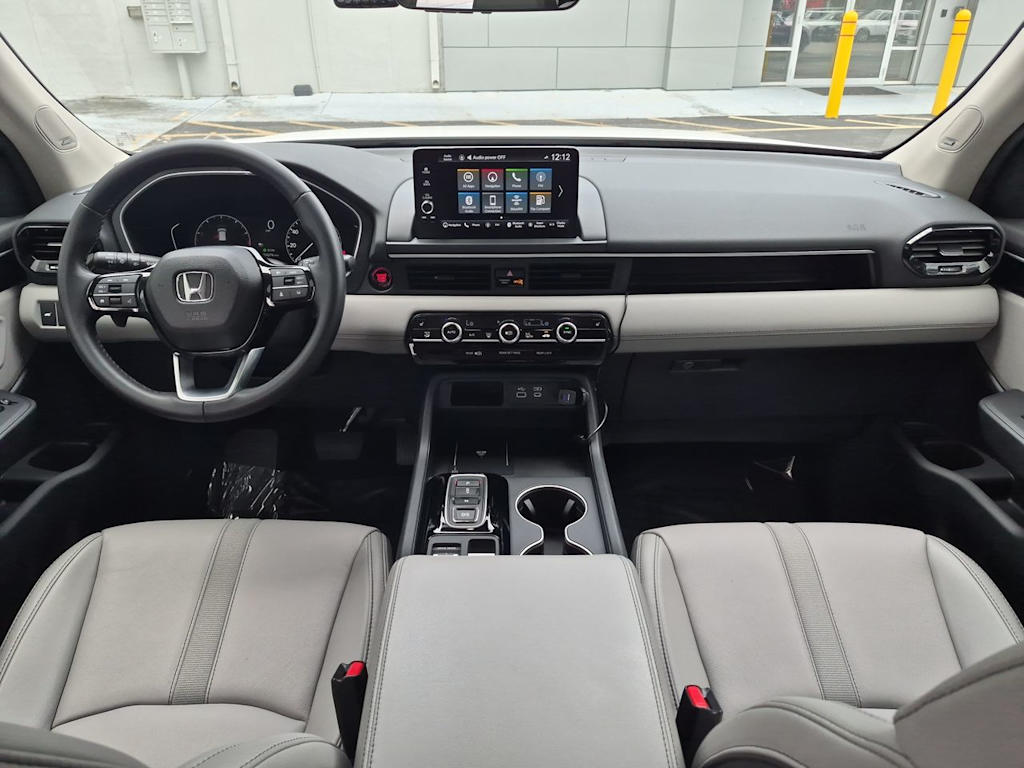 Thumbnail: 2025 Honda Pilot - 10