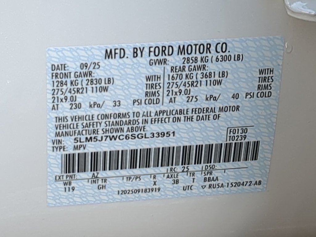 Thumbnail: 2025 Lincoln Aviator - 17