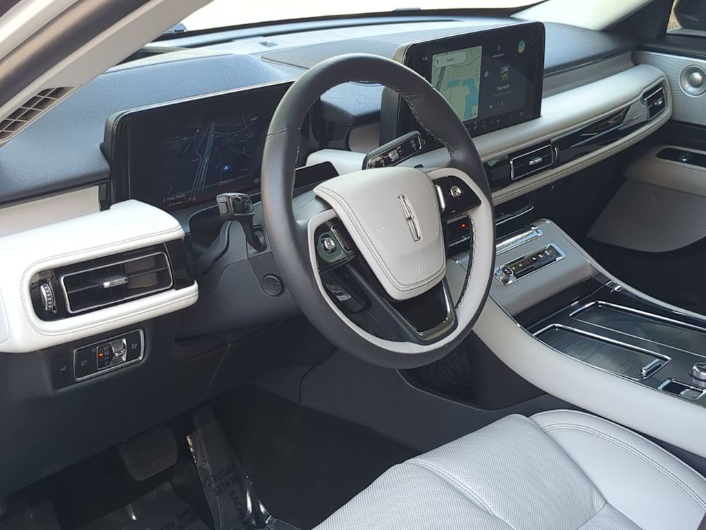 Thumbnail: 2025 Lincoln Aviator - 2
