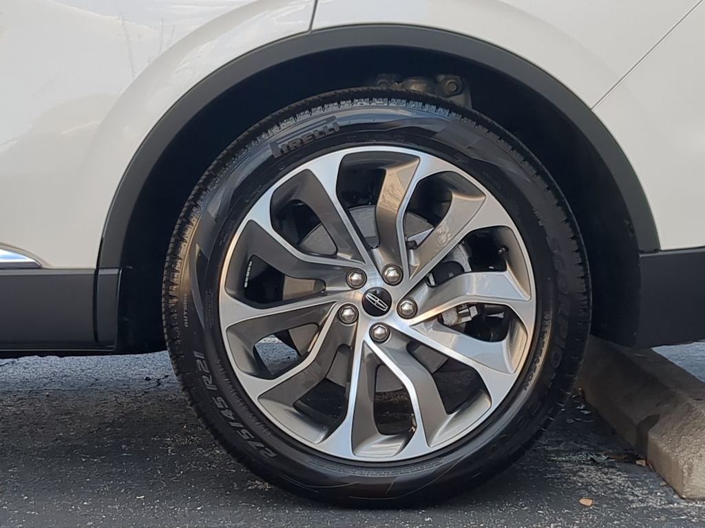 Thumbnail: 2025 Lincoln Aviator - 24