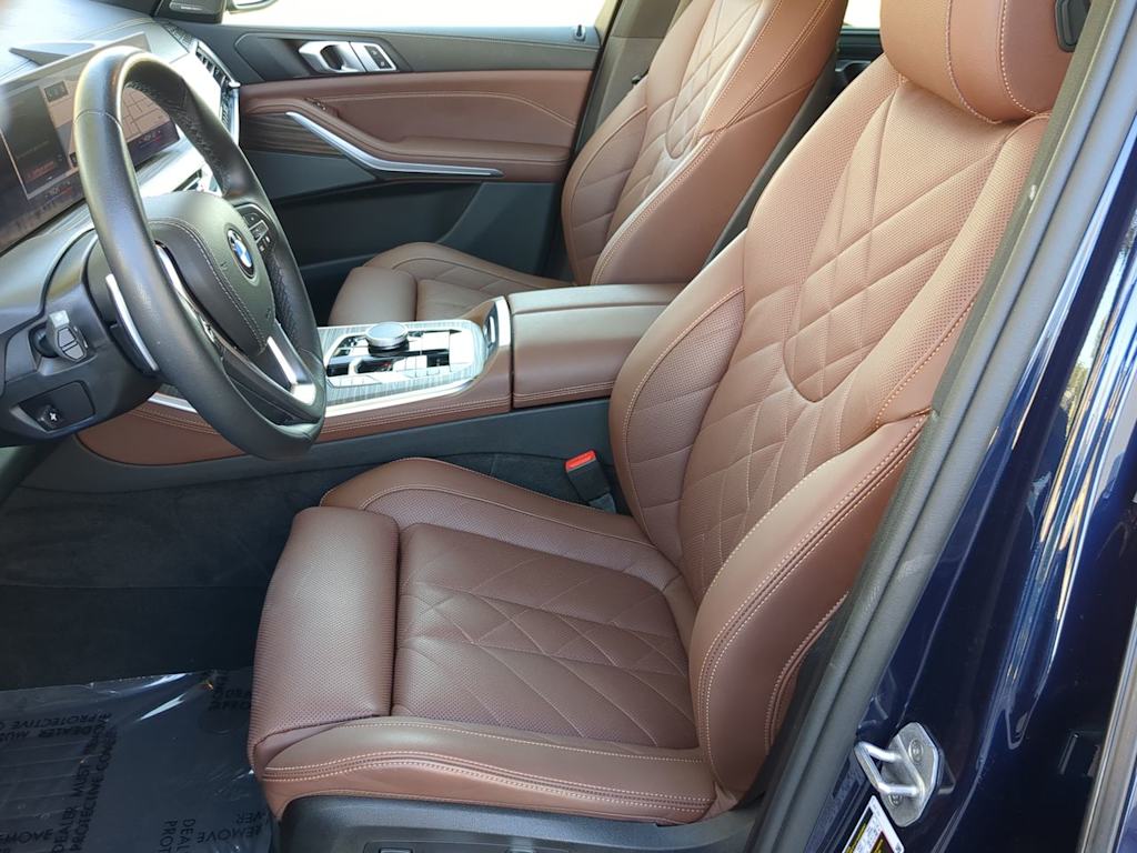 Thumbnail: 2025 BMW X5 - 10