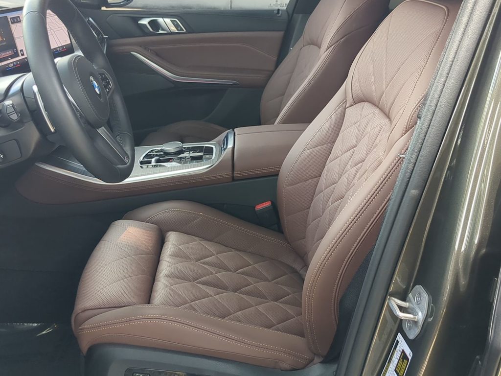 Thumbnail: 2026 BMW X5 - 11