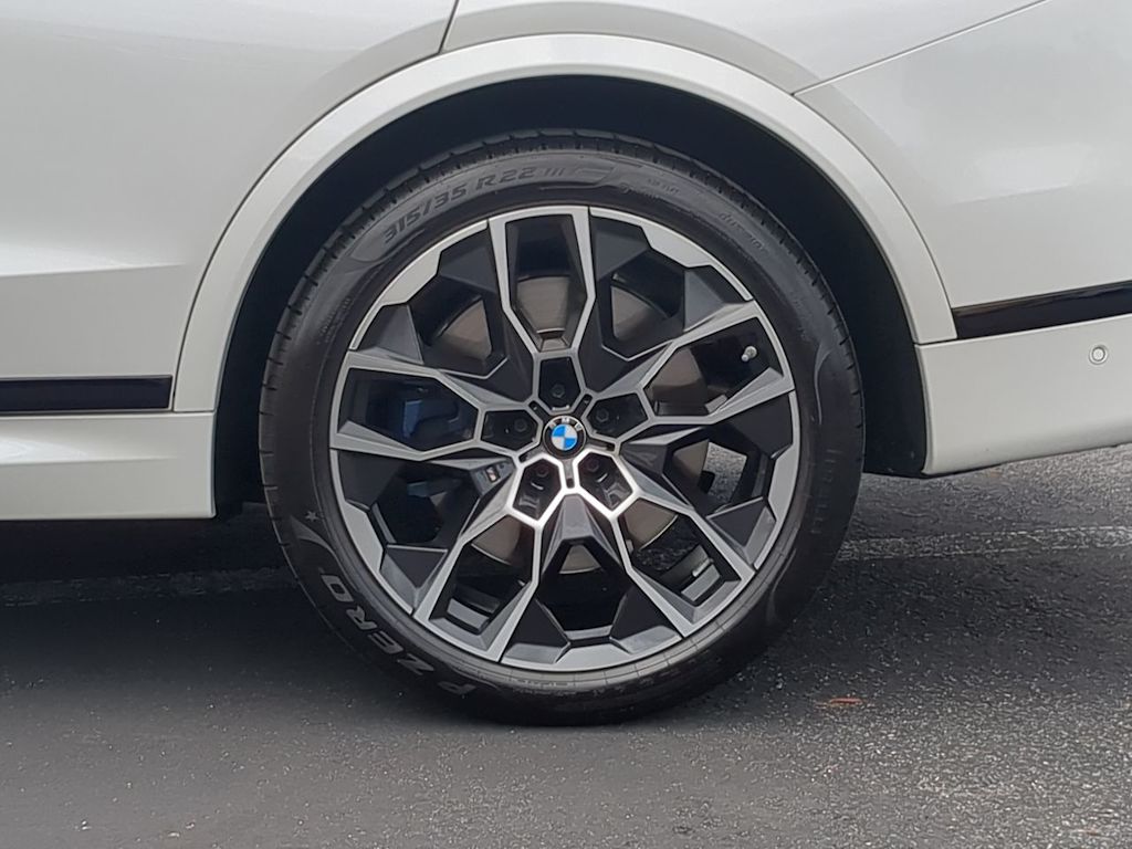 Thumbnail: 2025 BMW X7 - 7