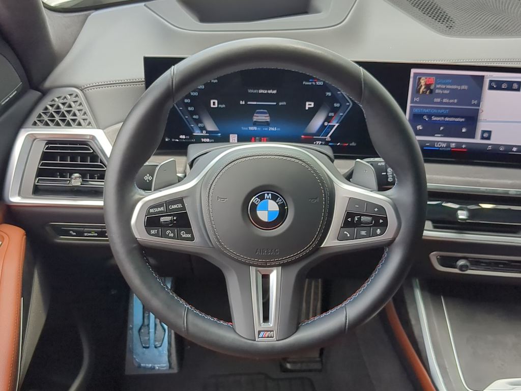 Thumbnail: 2025 BMW X7 - 13