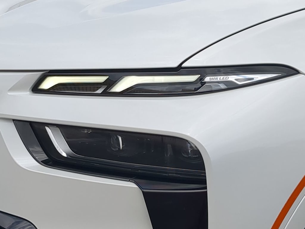 Thumbnail: 2025 BMW X7 - 25