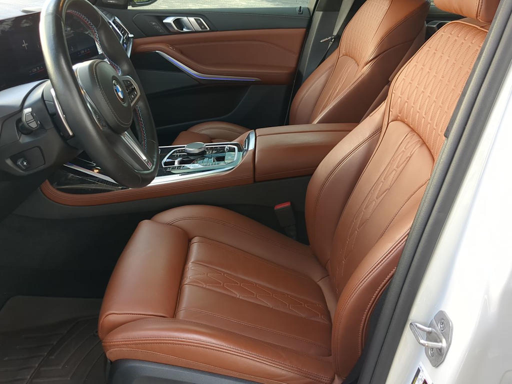 Thumbnail: 2024 BMW X7 - 11