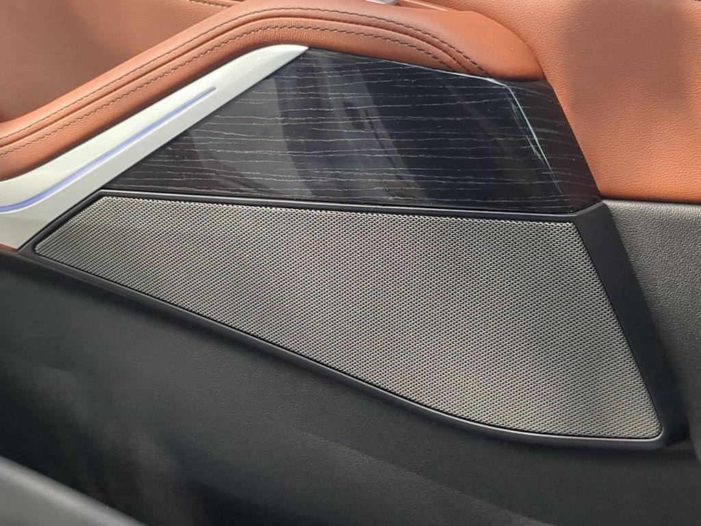 Thumbnail: 2024 BMW X7 - 18