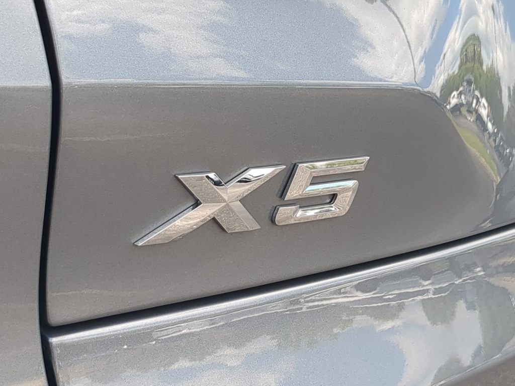 Thumbnail: 2024 BMW X5 - 24
