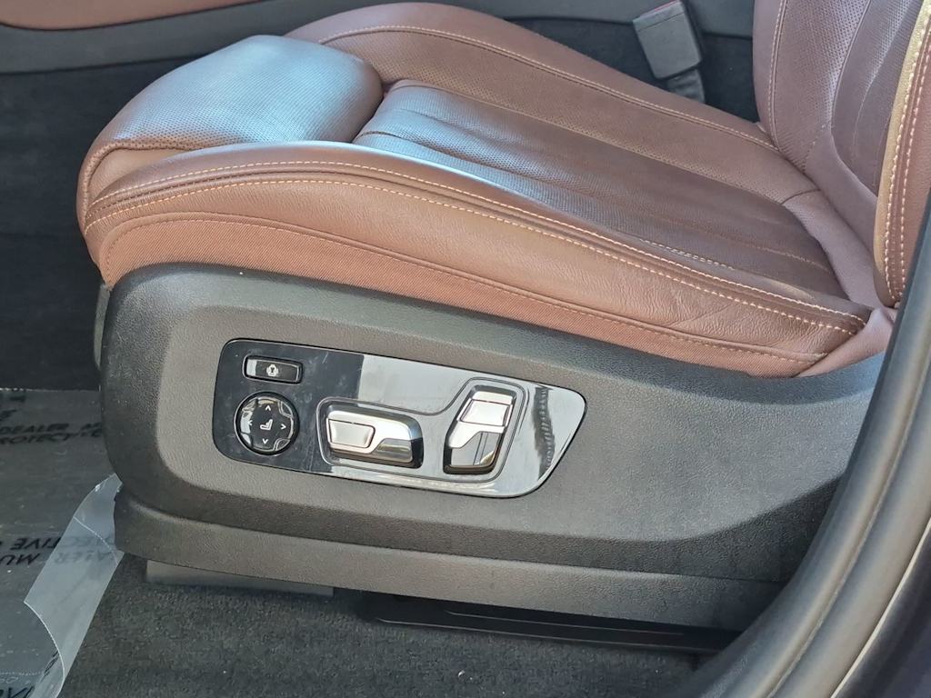 Thumbnail: 2021 BMW X5 - 26