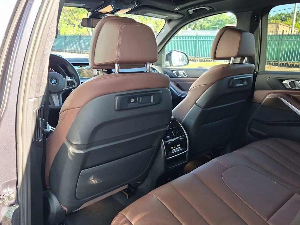 Thumbnail: 2021 BMW X5 - 13