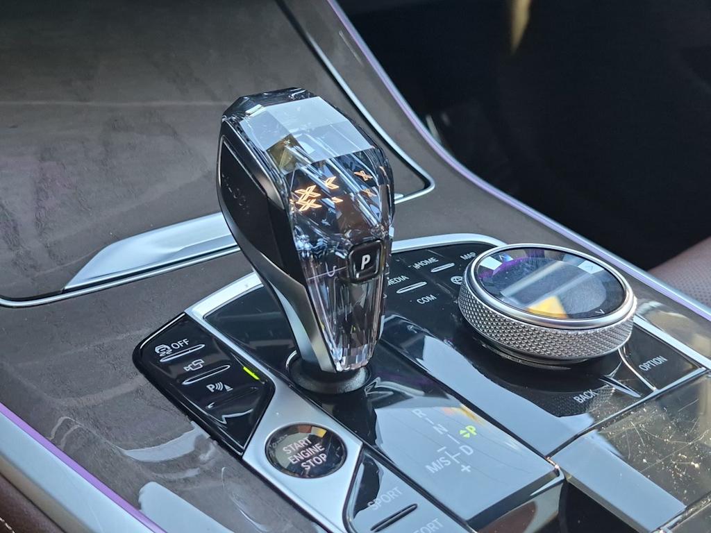 Thumbnail: 2021 BMW X5 - 16