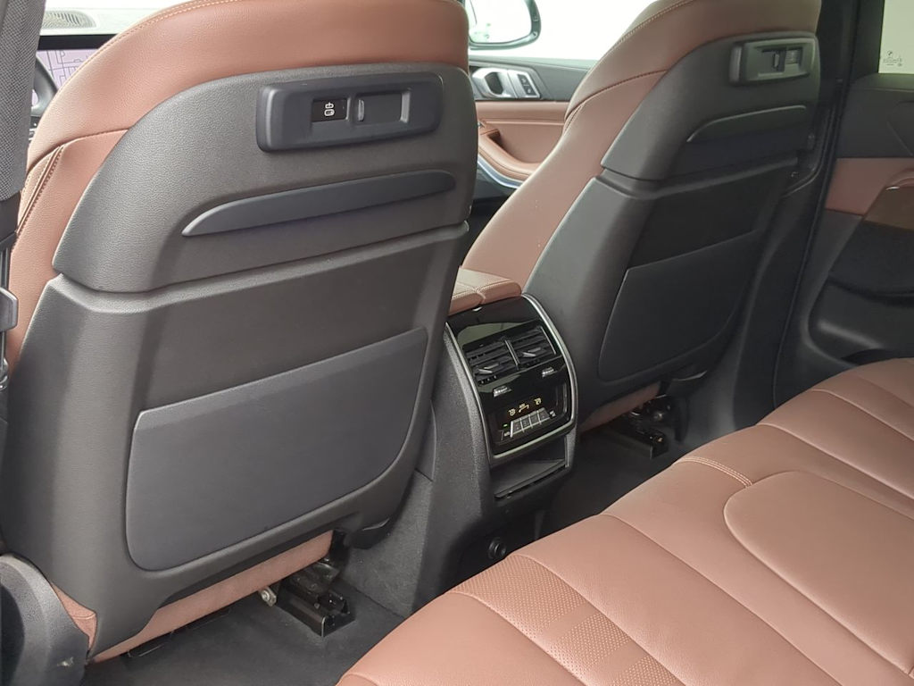 Thumbnail: 2020 BMW X5 - 13
