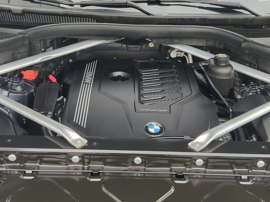 Thumbnail: 2020 BMW X5 - 9
