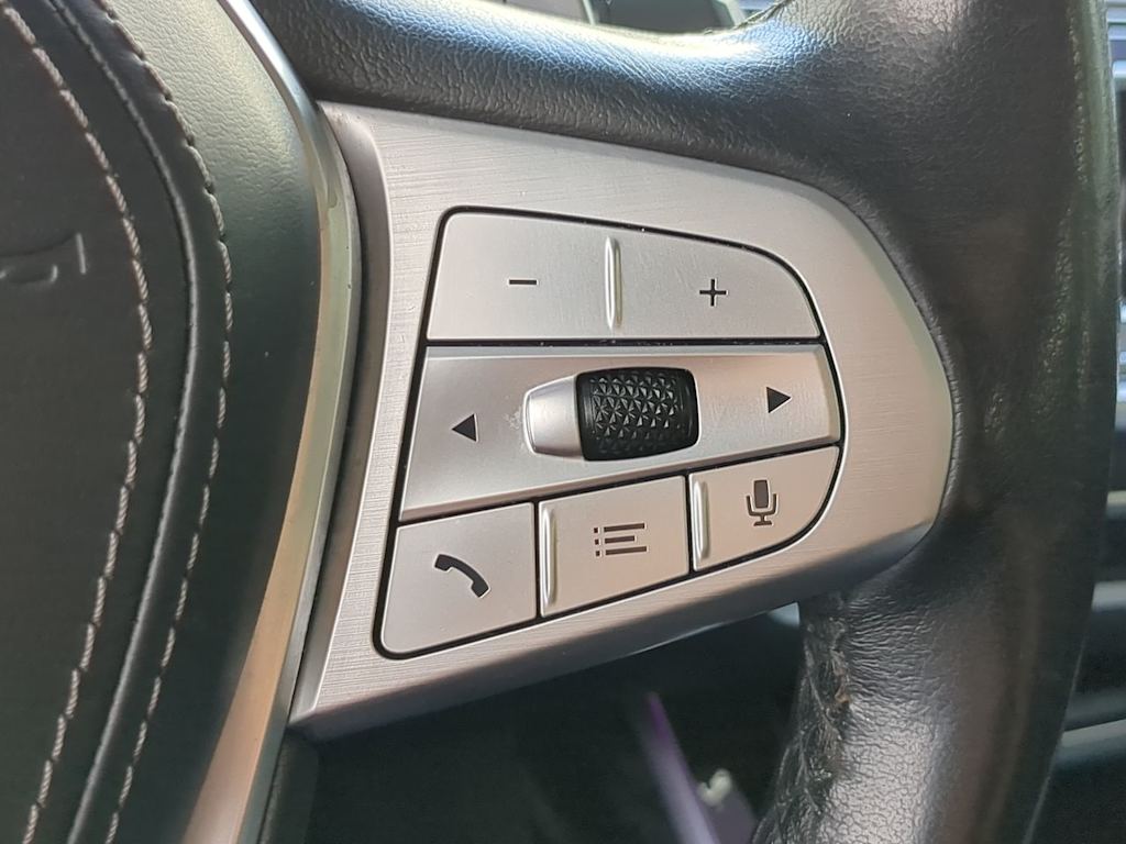 Thumbnail: 2021 BMW X7 - 31