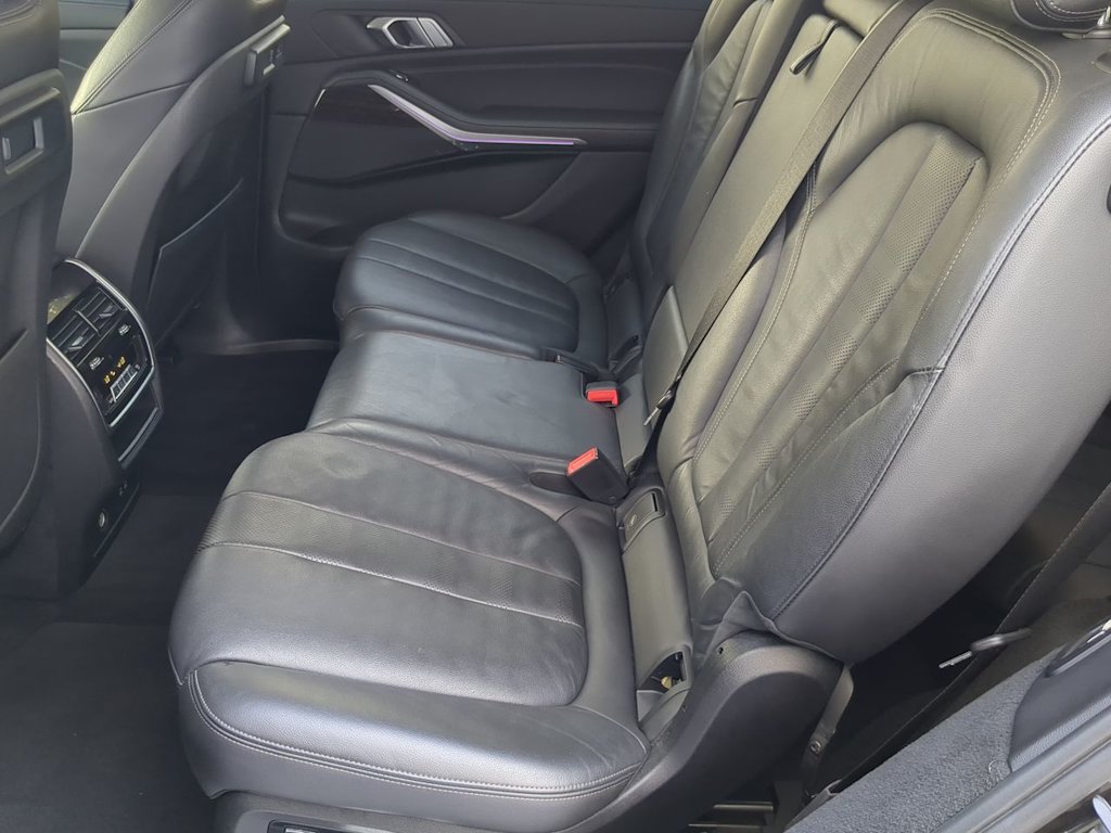 Thumbnail: 2021 BMW X7 - 27