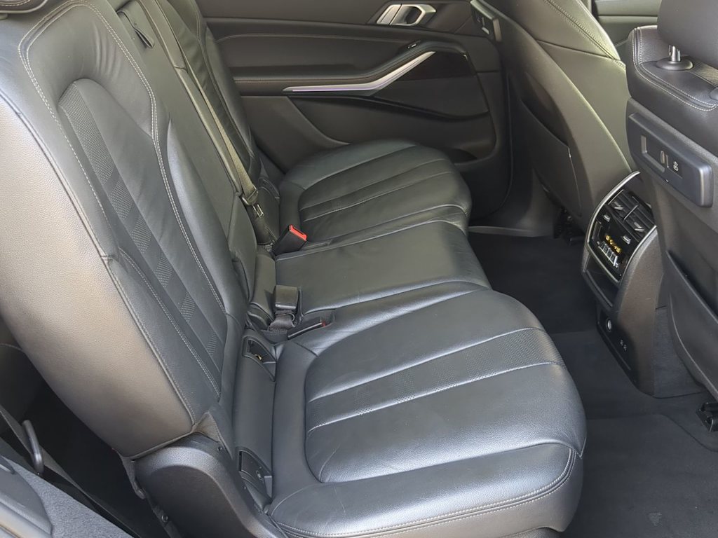 Thumbnail: 2021 BMW X7 - 28