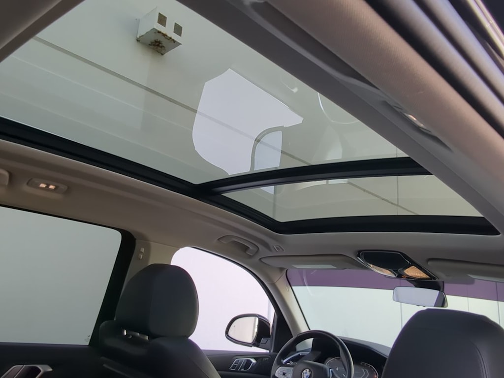 Thumbnail: 2021 BMW X7 - 29