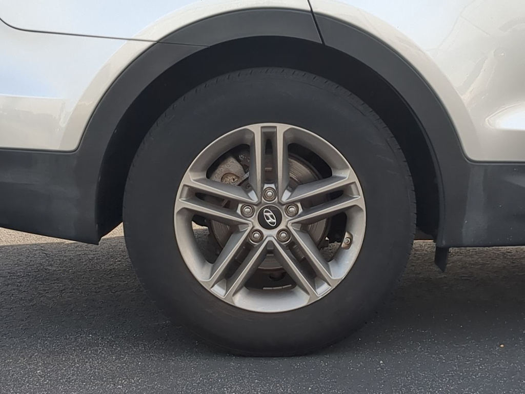 Thumbnail: 2017 Hyundai Santa Fe - 8