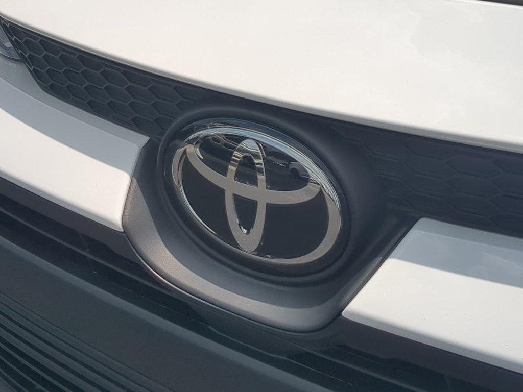 Thumbnail: 2025 Toyota Corolla - 6