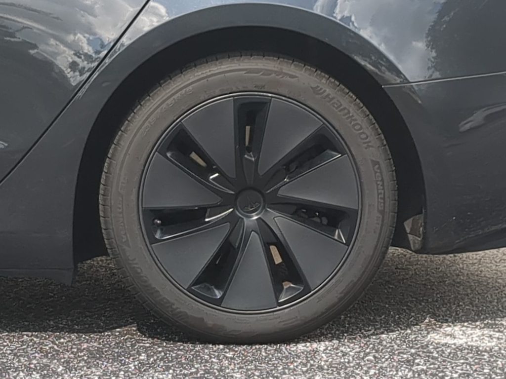 Thumbnail: 2024 Tesla Model 3 - 7