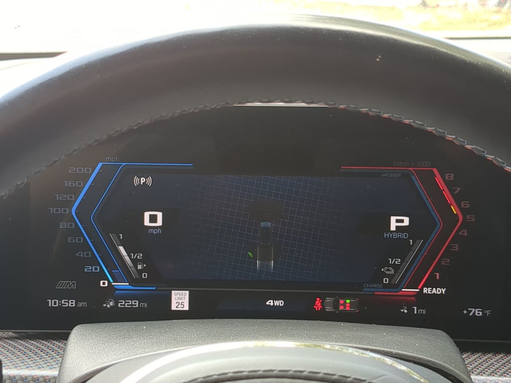 Thumbnail: 2024 BMW XM - 32